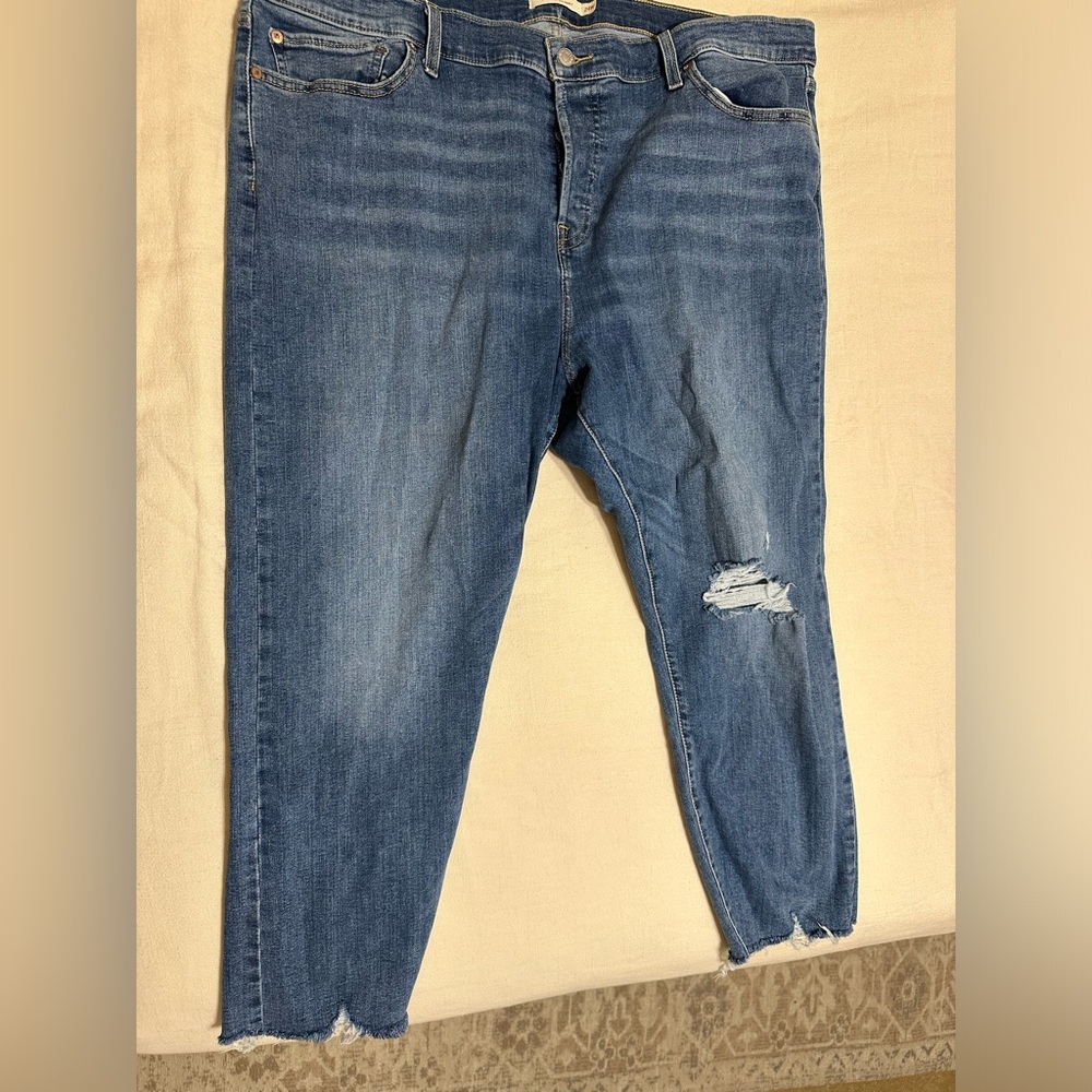 Levi’s Wedgie Skinny Jean